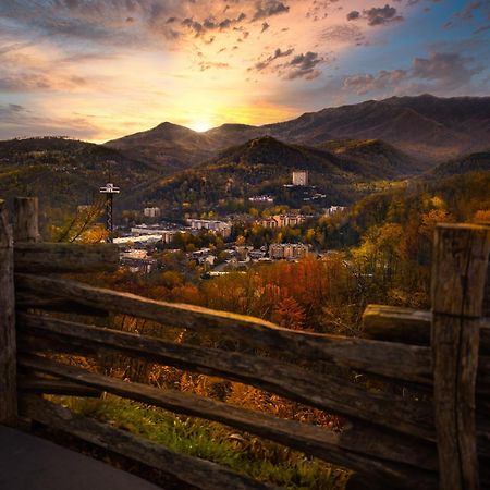 A Million Dollar View- Get 951 Worth Of Free Area Attraction Tickets For Each Paid Day! Gatlinburg Exterior foto